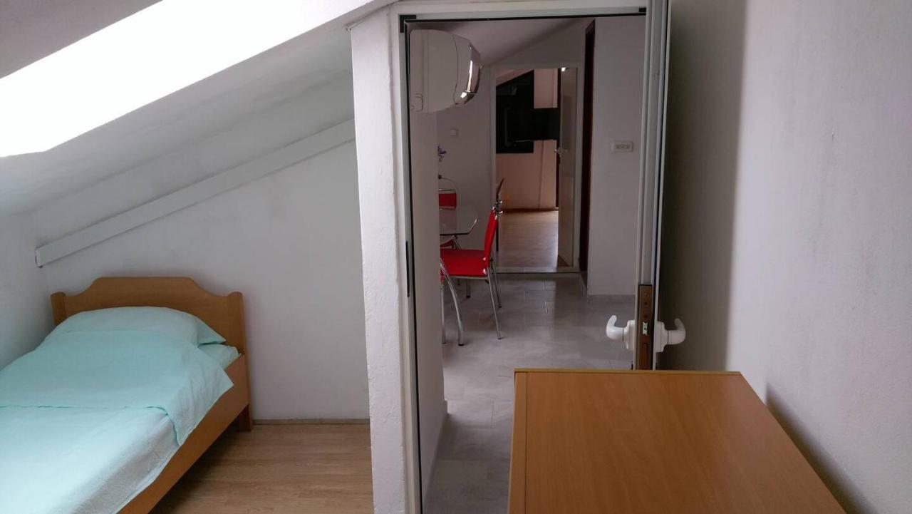 Apartments Davorka Šimuni Eksteriør bilde